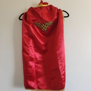 Rubie’s Wonder Woman Kids Dress Up Cape – Red Gold Logo Superhero Costume